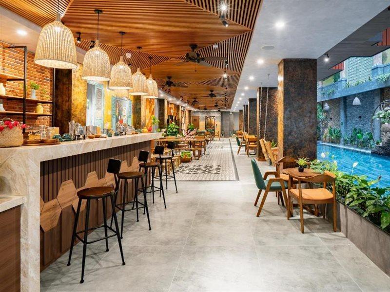 Chi House And 4* Đà Nẵng